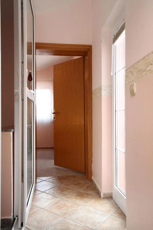 Family Friendly Apartments With A Swimming Pool Kraj, Pasman - 334 Kraj (Zadar)