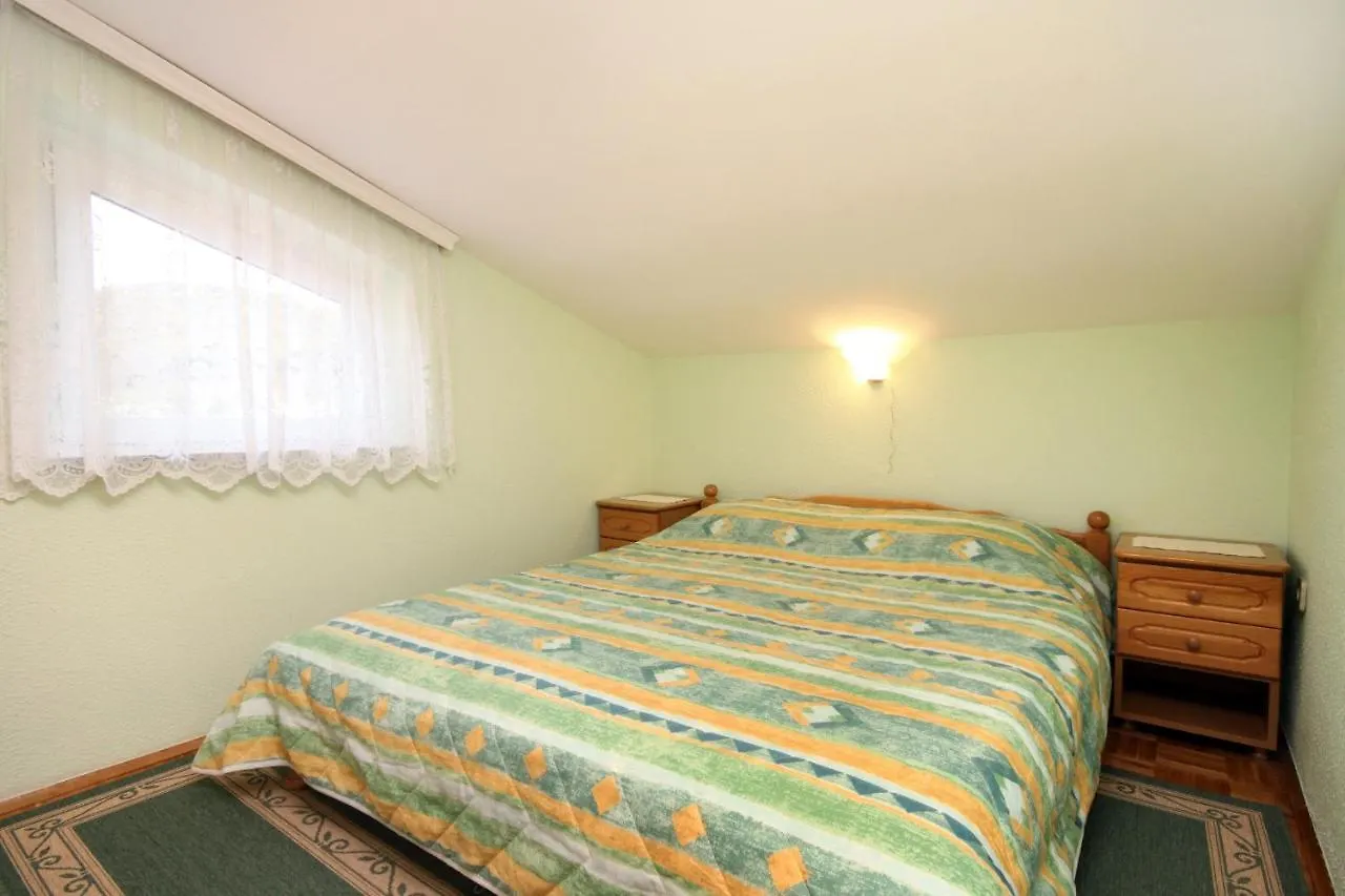 Family Friendly Apartments With A Swimming Pool Kraj, Pasman - 334 Kraj (Zadar)