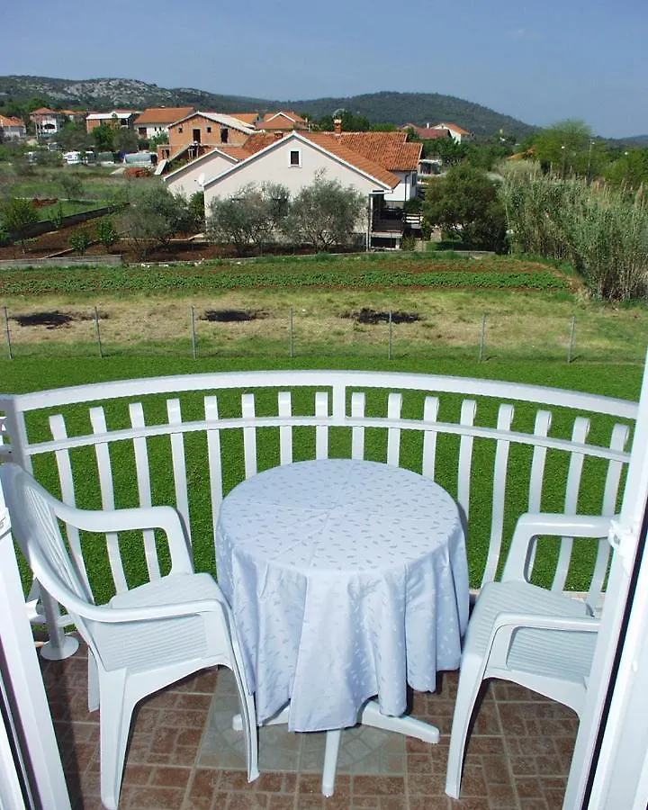 Family Friendly Apartments With A Swimming Pool Kraj, Pasman - 334