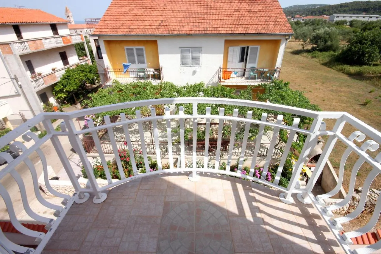 Family Friendly Apartments With A Swimming Pool Kraj, Pasman - 334 0*, Kraj (Zadar) Croácia