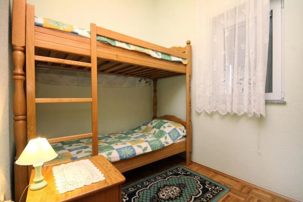 Family Friendly Apartments With A Swimming Pool Kraj, Pasman - 334  Kraj (Zadar)